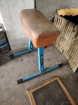 Prodám sportovní nářadí