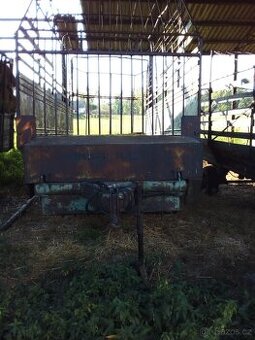 Sběrací vůz na seno