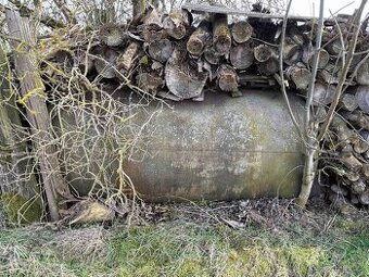 Cisterna / nádrž na vodu