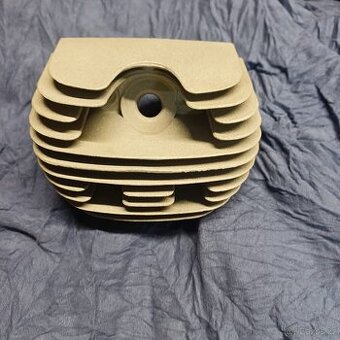 Hlava jawa 50 pionýr jawa 20 21 23