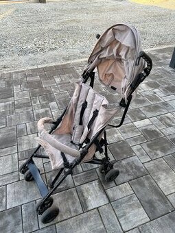 Cestovni kocarek Bomini