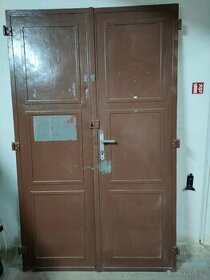 DVEŘE  HISTORICKÉ