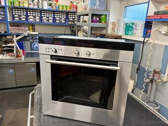 VESTAVNÁ TROUBA SIEMENS, REPASOVANÁ SE ZÁRUKOU