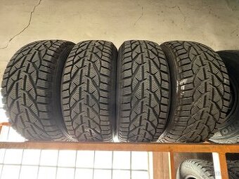 Zimní pneu 215/55R17 sebring
