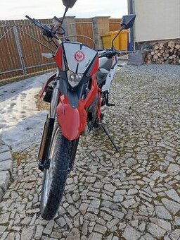 Yuki 125i sg
