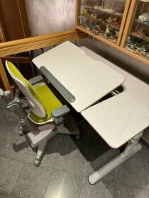 Mayer dětská psací stůl a židle zelená