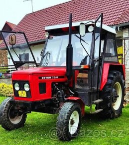 Traktor ZETOR 7011