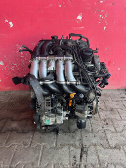 Motor 1,8 20V 92KW Škoda Octavia AGN Kompletní - 1