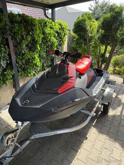 Sea Doo Spark 3up 900, rv. 2021, 130 HP, najeto 14 mth +vlek