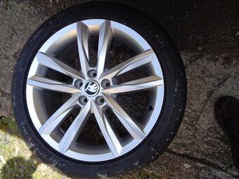 Volkswagen Polo škoda fabia nové 17 alu kola 5x100