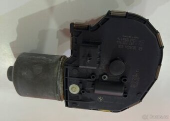 7305562, BMW F10, motorcek predných stieračov