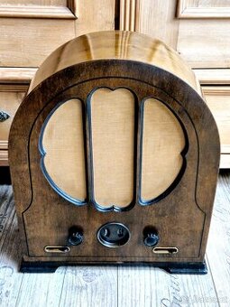 Starožitné rádio Telefunken 33WEa, rok 1930