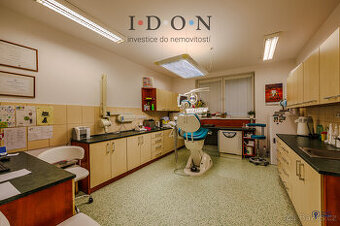 Pronájem ordinace + parkovací místo v zavedeném dentálním ce