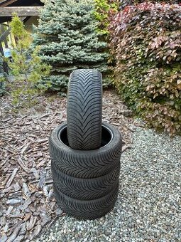 225/45/17 BfGoodrich G-Forcewinter2