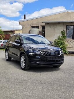 Škoda KaroQ 1.5 TSi,R.V.2022,34KKM,MAN.PŘEVOD.WEBASTO,ZÁRUKA