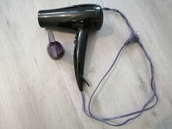 Prodám fén Phillips SalonDry Control HP8180 - Plzeň