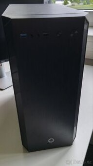 Herní PC - intel i7 6x4.7GHz/32GB/256GB+2TB/Radeon GPU/W11