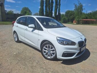 BMW 225xe