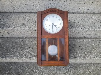 Krásné staré nástěnné hodiny 50 cm