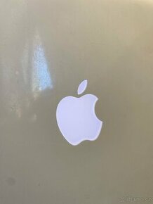 Apple Macbook White Late 2009 13” - 1