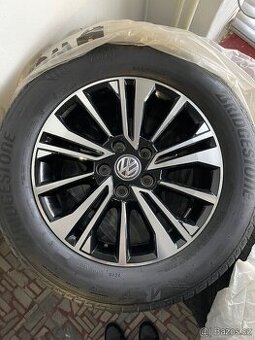 VW T6/T6.1 letní sada kol Aracaju R17 235/55 zánovní