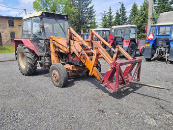 TRAKTOR ZETOR 7211 S NAKLADAČEM
