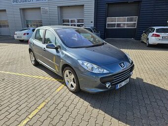 Peugeot 307 2.0 16V XR Présence