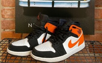 Jordan 1 Orange Size 44