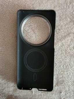 Prodám kryt na Xiaomi 15 ultra z uhlíkového vlákna