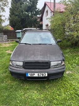 Černá kráska na díly - ideální k rozebrání