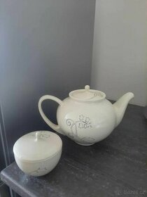 čajová konvice Ikea a cukřenka