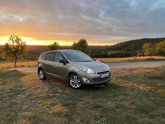 RENAULT GRAND SCENIC III 1.9 DCI 96kw / Nová STK