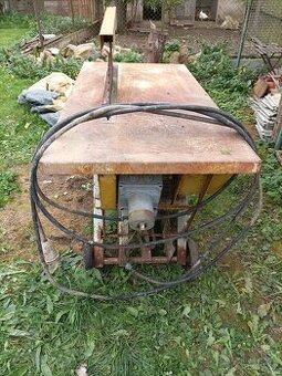 Cirkulárka s kolébkou