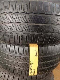 235/65r16C zimní pneu Maxxis