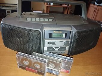 Radiopřijímač Panasonic