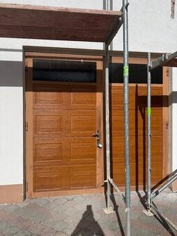 Garážová vrata dvoukřídlá