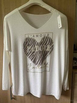 Nový luxusní italský pružný svetřík vel. 50 a více REZERVACE