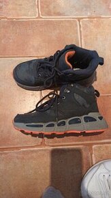 Zimní chlapecké boty Loap vel. 37