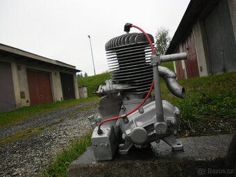 Motory 350-450-700ccm