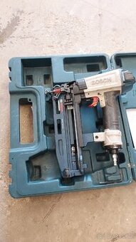 Hřebíkovačka GSK 64 BOSCH