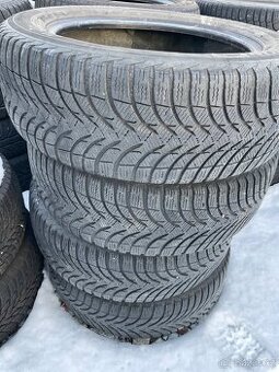 Zimní pneu 205/55R16 Michelin