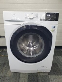 Pračka Electrolux EW6F448BUC A+++