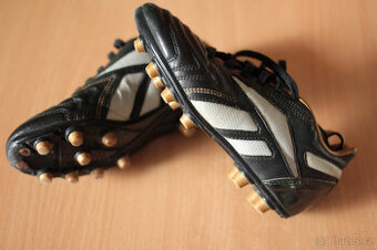 Dětské fotbalové kopačky Reebok vel. 32