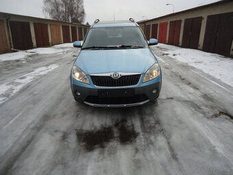 Škoda Roomster Scout 1,2 TSi 77 KW