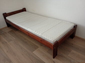 dětská postel s matrací a roštem