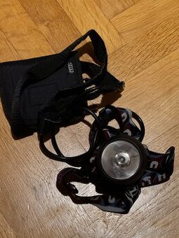 Čelovka Petzl na klasickou žárovku