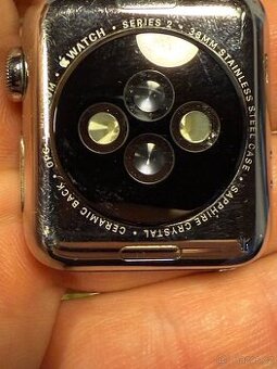 Staré apple watch series 2 a 3