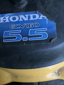 Motor sekačky Honda