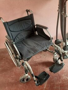 Invalidní křeslo na kolečkách Vermeiren