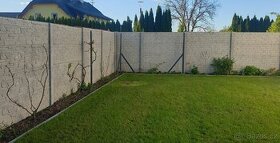 Betonový plot - betonová deska/sloupek